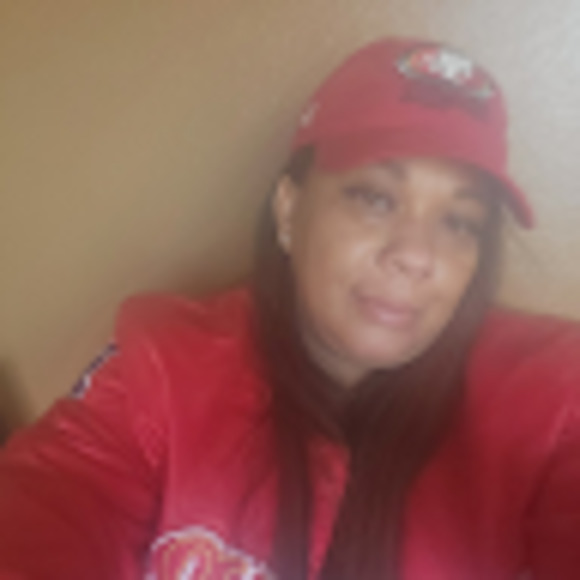 Meet your Posher, Lachanda - Picture 1 of 1